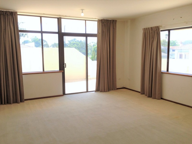 5/27 South Terrace, Como WA 6152