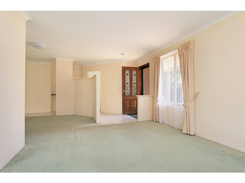 38 Fringe Lily Crescent, Ellenbrook WA 6069