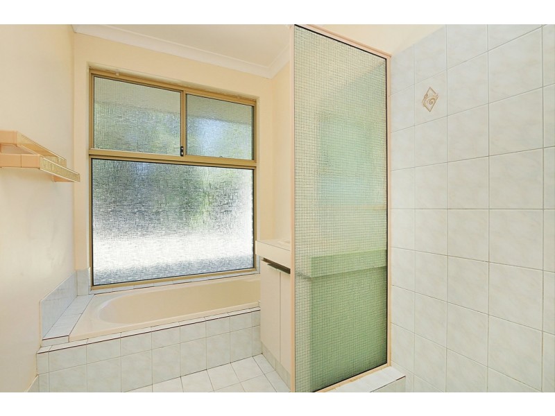 38 Fringe Lily Crescent, Ellenbrook WA 6069