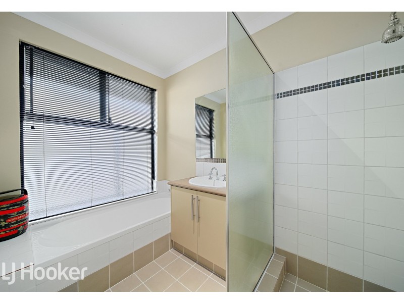 20 Ashmore Avenue, Canning Vale WA 6155