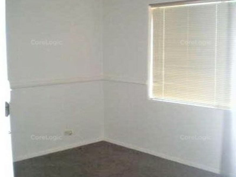 15 Neil Street, Rossmoyne WA 6148