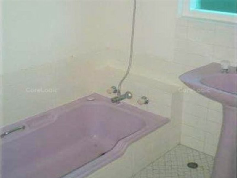 15 Neil Street, Rossmoyne WA 6148