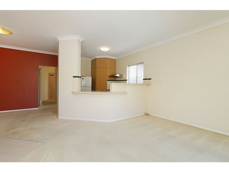 14/8 King George Street, Victoria Park WA 6100