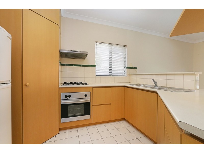 14/8 King George Street, Victoria Park WA 6100