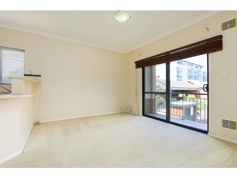 14/8 King George Street, Victoria Park WA 6100