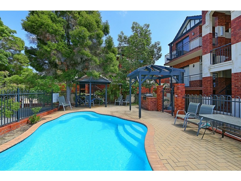 14/8 King George Street, Victoria Park WA 6100