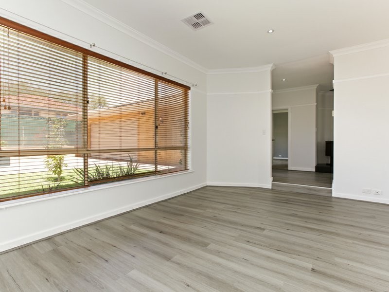 35 Mitchell Street, Bentley WA 6102