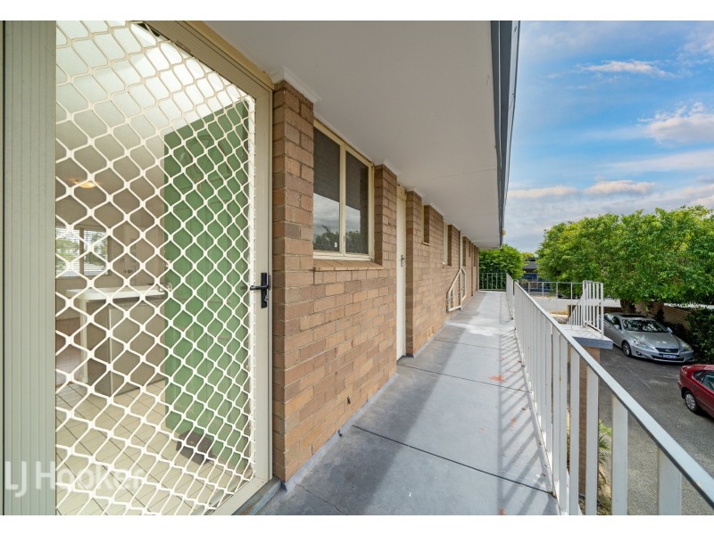 5/1A Hobbs Avenue, Como WA 6152