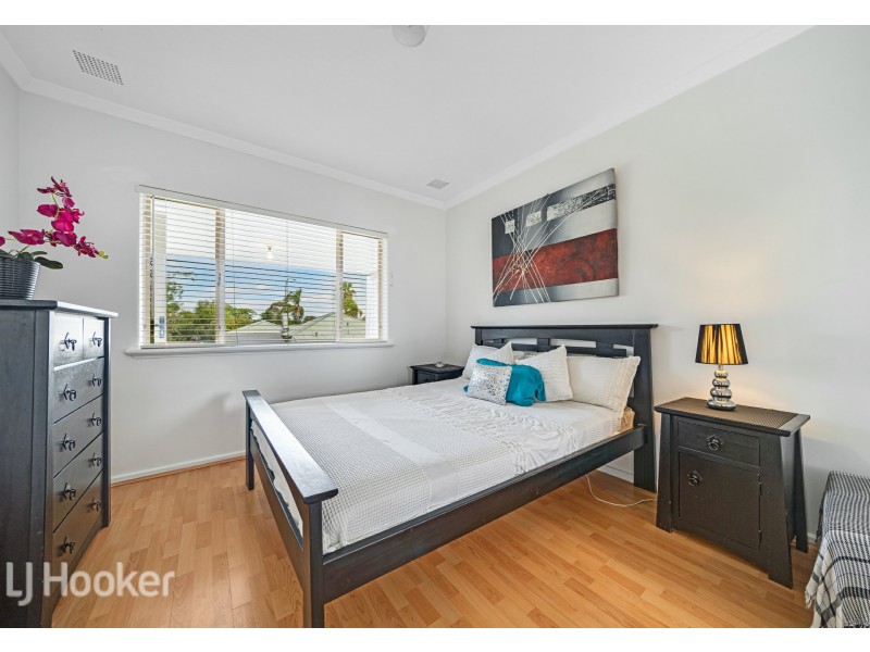 5/1A Hobbs Avenue, Como WA 6152