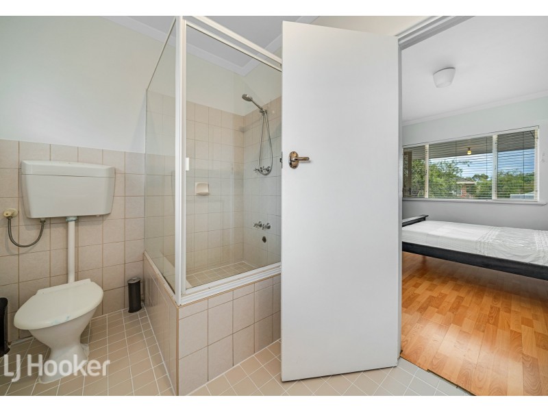 5/1A Hobbs Avenue, Como WA 6152