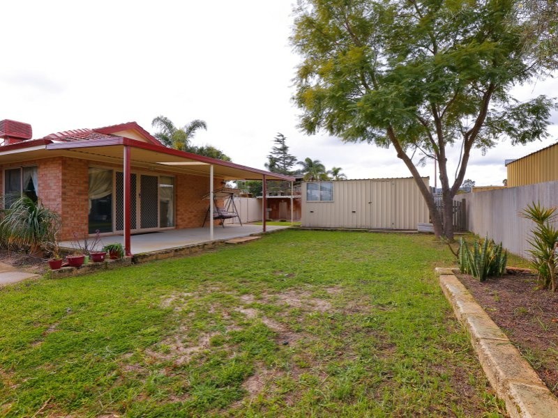 7 Devine Street, Maddington WA 6109