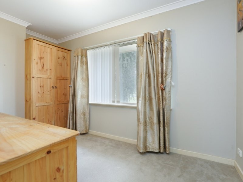 7 Devine Street, Maddington WA 6109