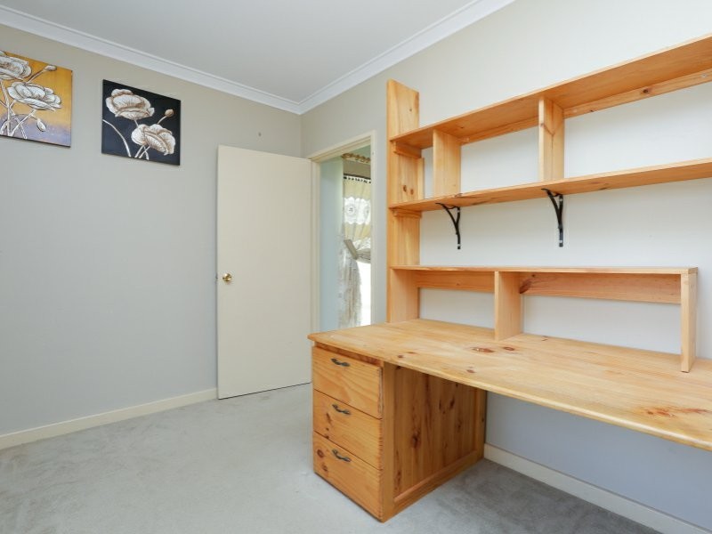 7 Devine Street, Maddington WA 6109