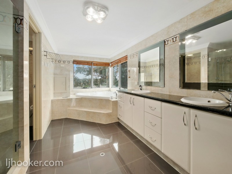33 Tully Road, East Perth WA 6004