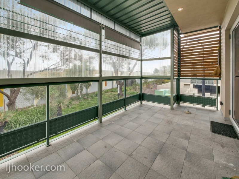 33 Tully Road, East Perth WA 6004