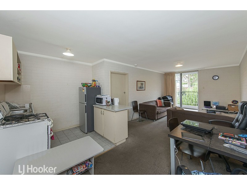 211/69 King George Street, Victoria Park WA 6100