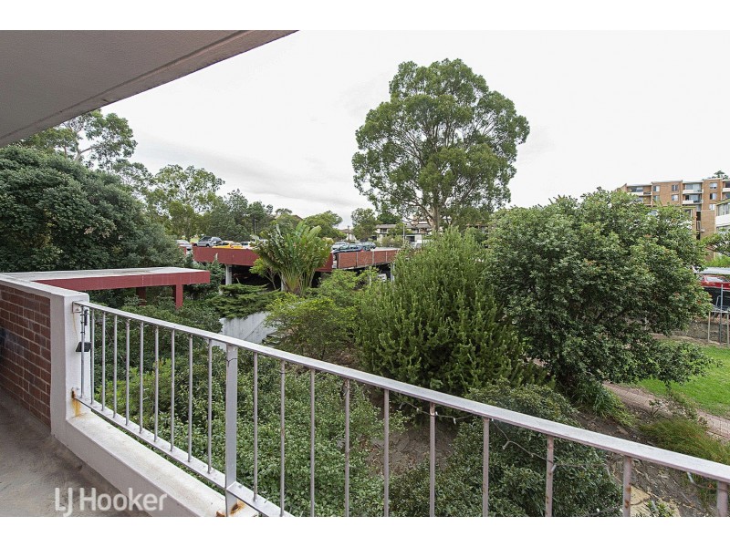 211/69 King George Street, Victoria Park WA 6100