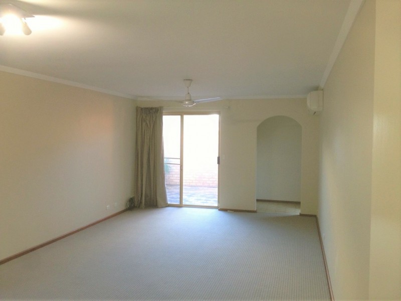 3/35 Park Street, Como WA 6152