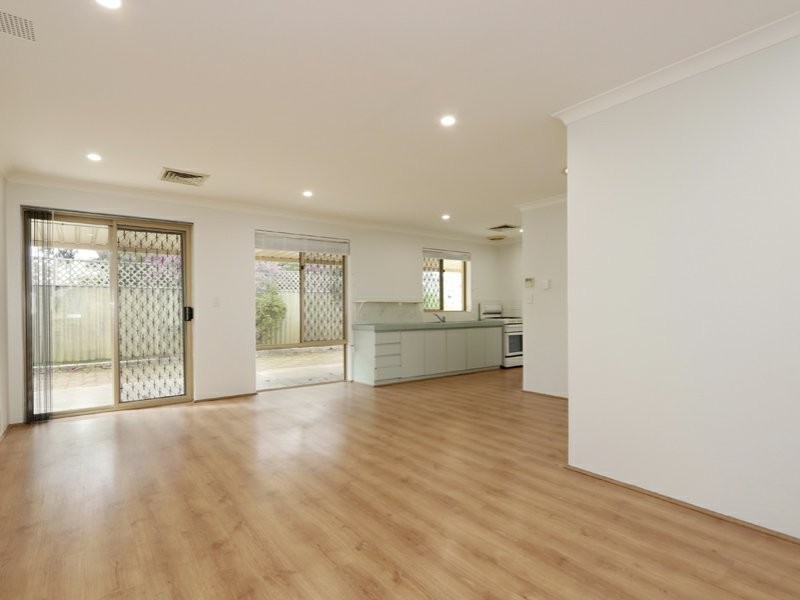 76A Bungaree Road, Wilson WA 6107