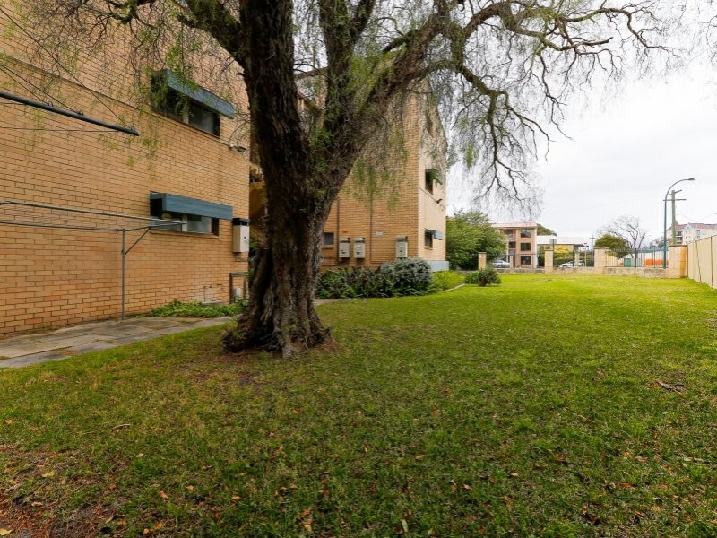 6/2 Minora Place, Rivervale WA 6103