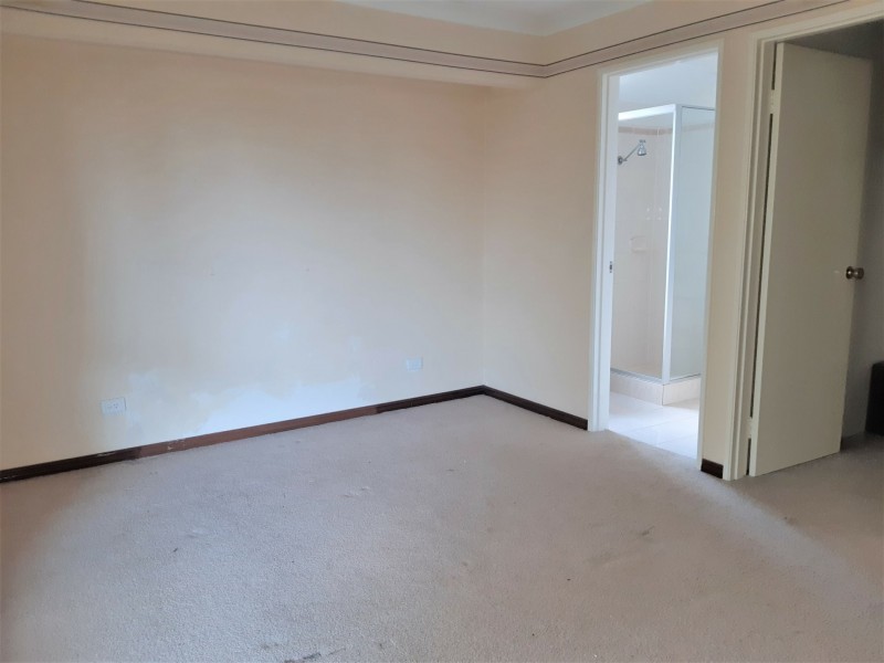 22 Larkspur Place, Thornlie WA 6108