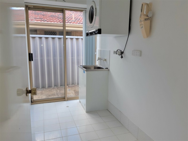 22 Larkspur Place, Thornlie WA 6108
