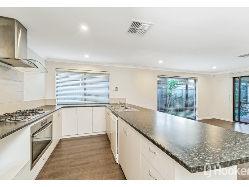 132 Thomas Street, Queens Park WA 6107