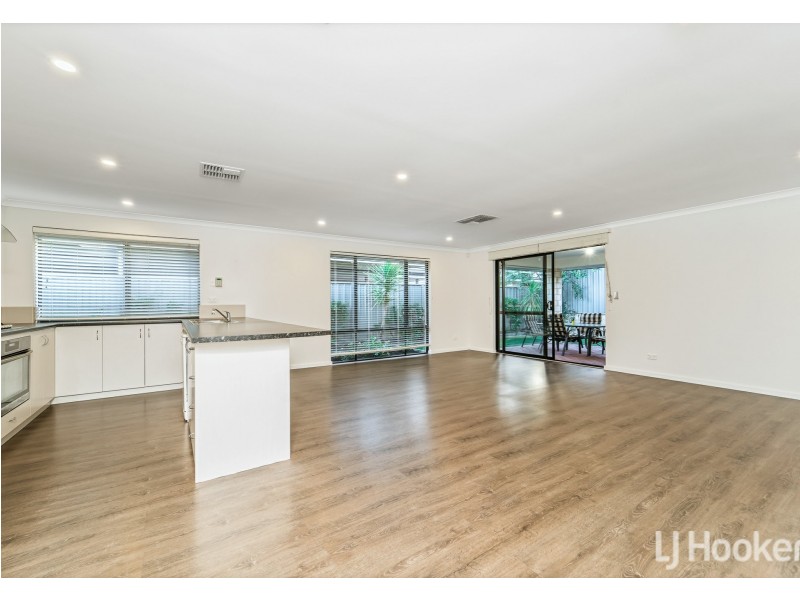 132 Thomas Street, Queens Park WA 6107