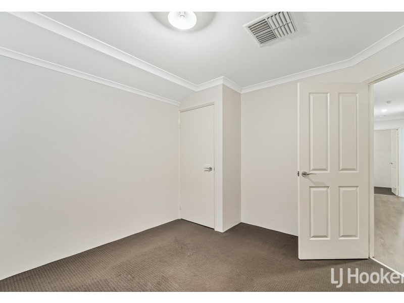 132 Thomas Street, Queens Park WA 6107