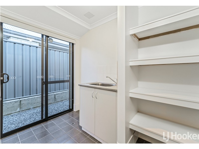 132 Thomas Street, Queens Park WA 6107