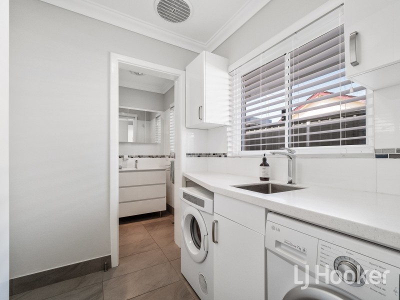 326B Wharf Street, Queens Park WA 6107