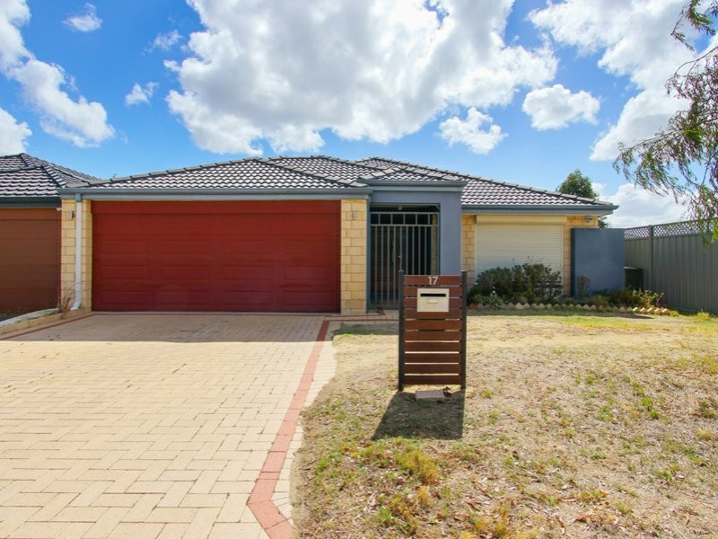 17 Reginald Street, Queens Park WA 6107