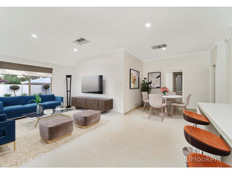 45 Flowerwood Way, Huntingdale WA 6110