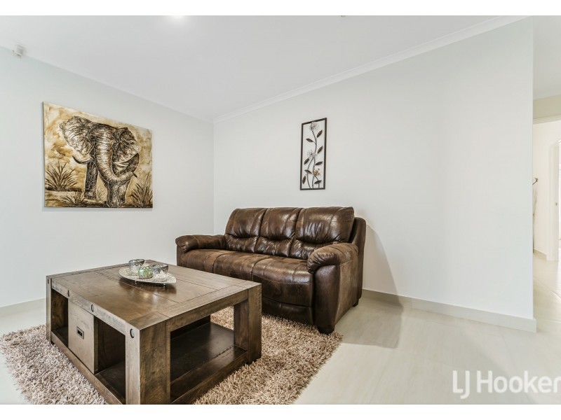 45 Flowerwood Way, Huntingdale WA 6110