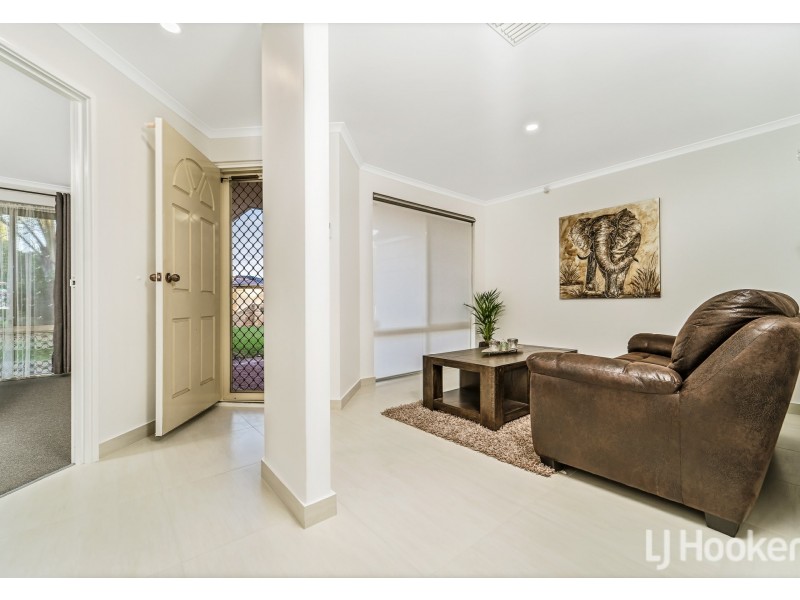 45 Flowerwood Way, Huntingdale WA 6110