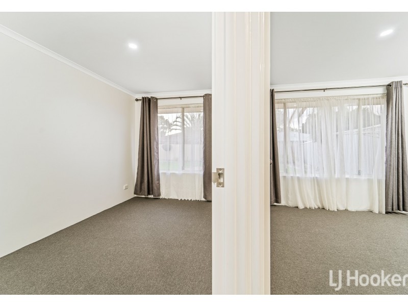 45 Flowerwood Way, Huntingdale WA 6110