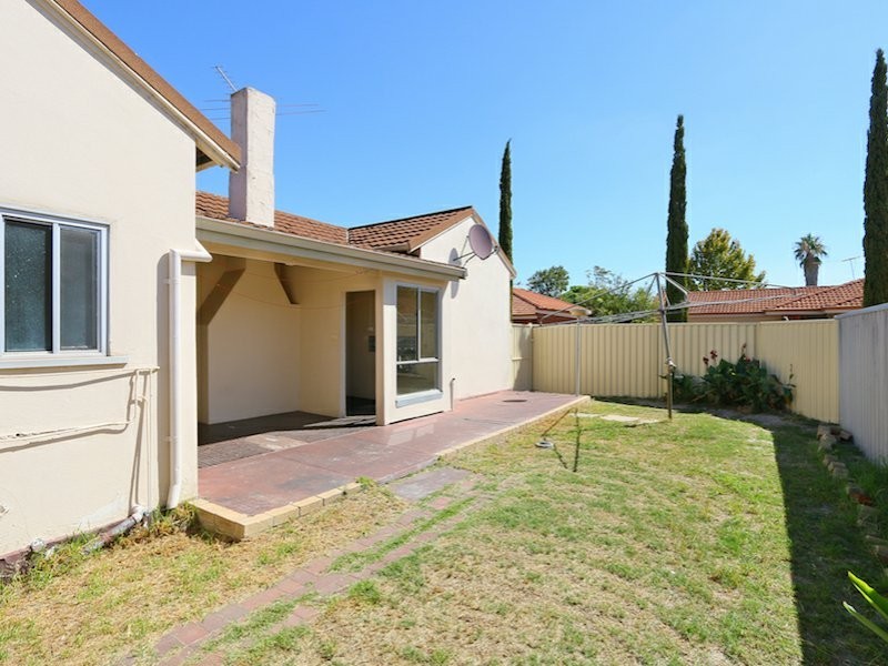 1/122 Raleigh Street, Carlisle WA 6101