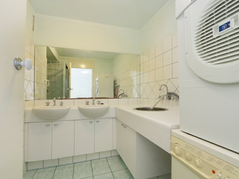 14/181 Mill Point Road, South Perth WA 6151