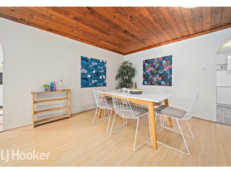 15 Hybanthus Road, Riverton WA 6148