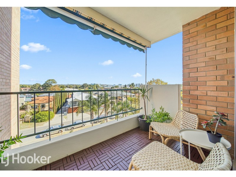 29/40 Pollard Street, Glendalough WA 6016
