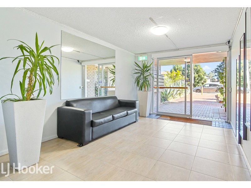 29/40 Pollard Street, Glendalough WA 6016