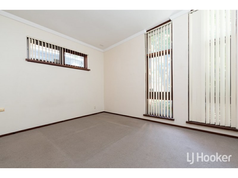 14 Anderson Way, Thornlie WA 6108