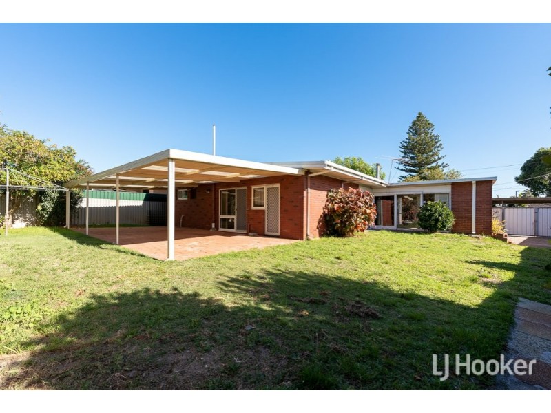 14 Anderson Way, Thornlie WA 6108