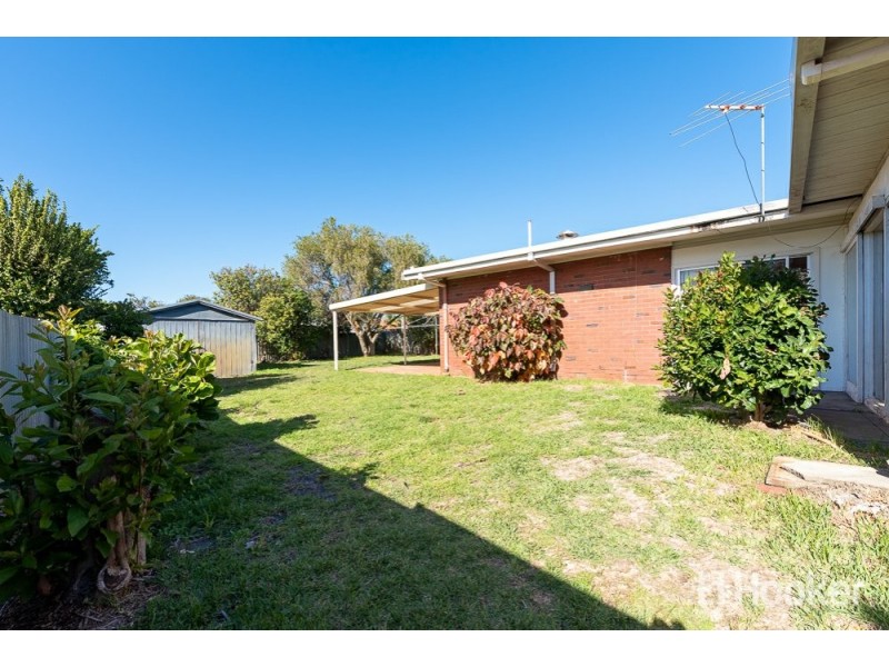 14 Anderson Way, Thornlie WA 6108