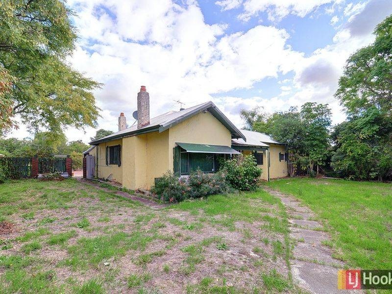 44 Toorak Road, Rivervale WA 6103
