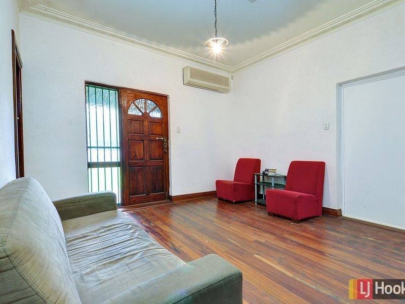 44 Toorak Road, Rivervale WA 6103
