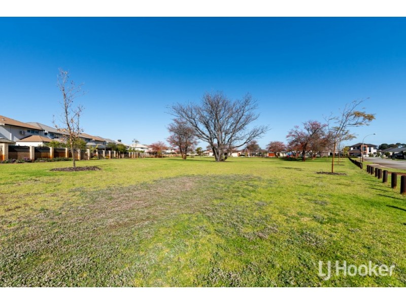 105 Prospector Loop, Bassendean WA 6054