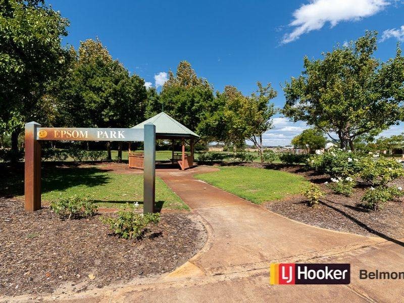 6 McEwing Road, Redcliffe WA 6104