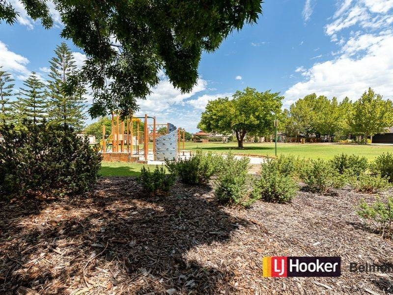 6 McEwing Road, Redcliffe WA 6104
