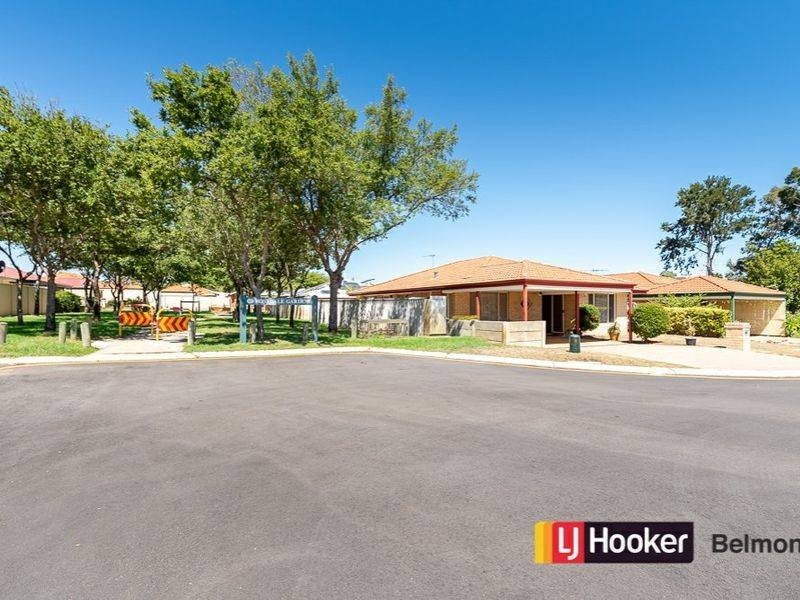 8 Harriet Place, Cloverdale WA 6105